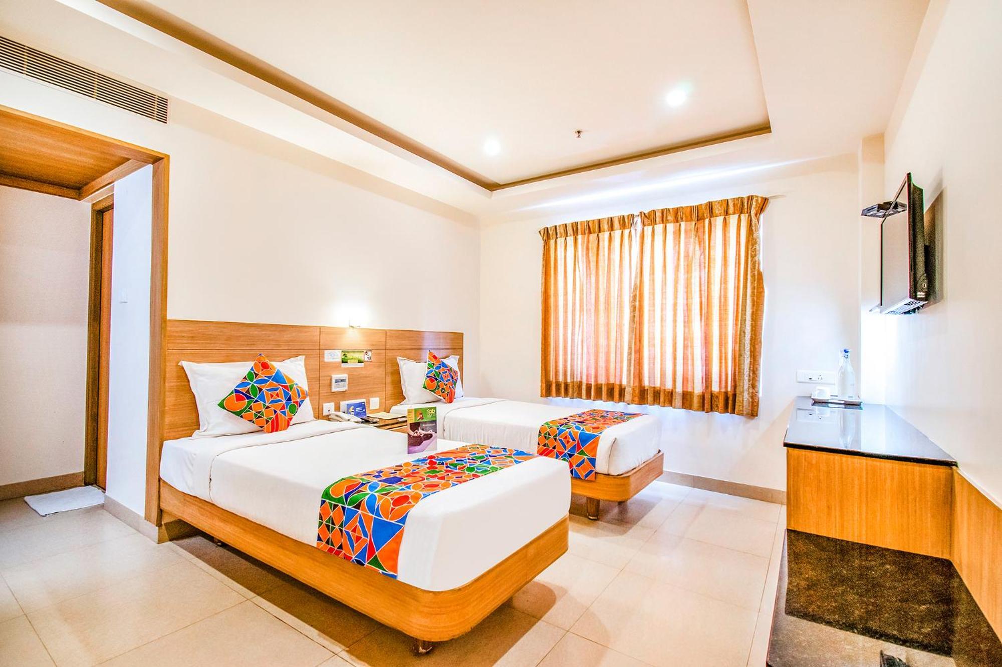Fabhotel Prime Royal Castle Gandhipuram Coimbatore Exteriör bild