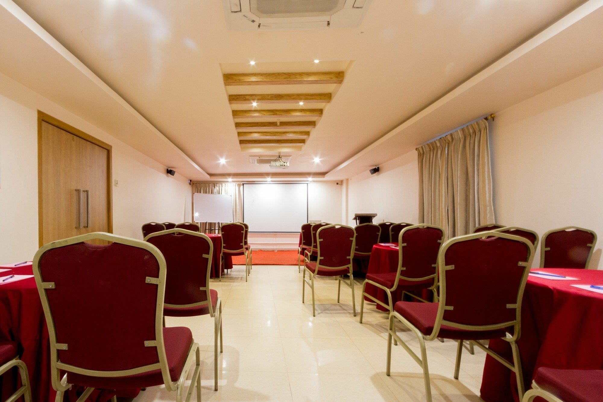 Fabhotel Prime Royal Castle Gandhipuram Coimbatore Exteriör bild
