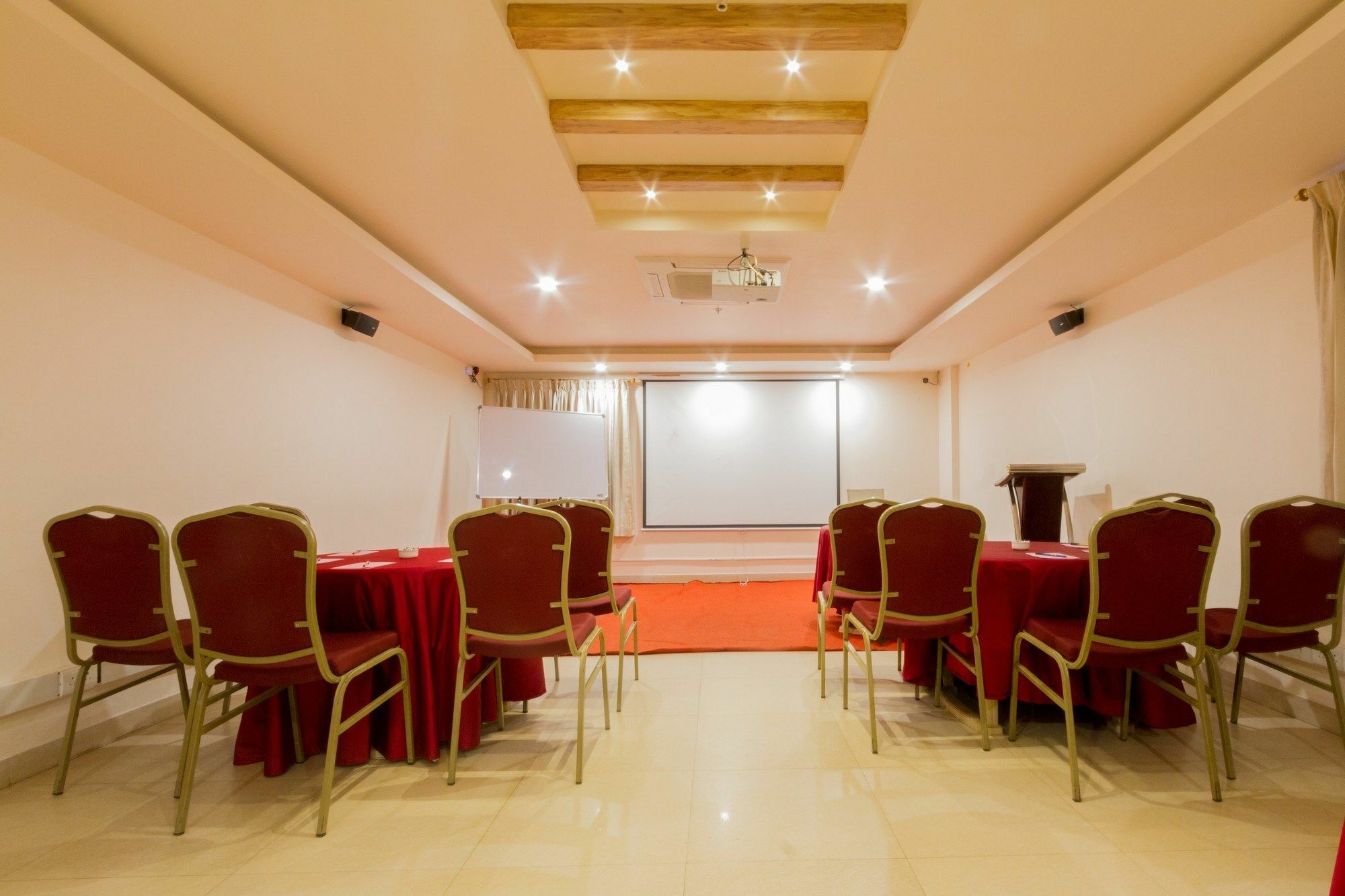 Fabhotel Prime Royal Castle Gandhipuram Coimbatore Exteriör bild